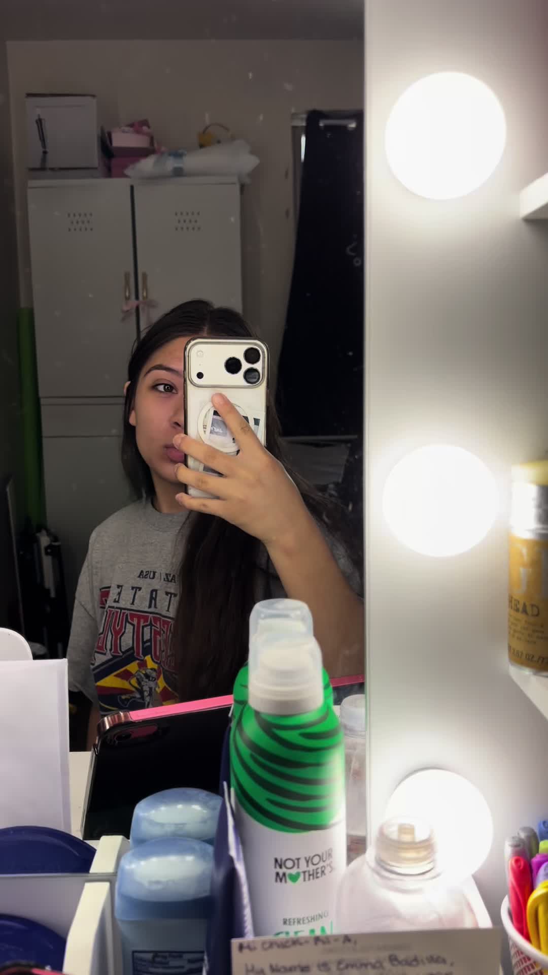 @em.0828