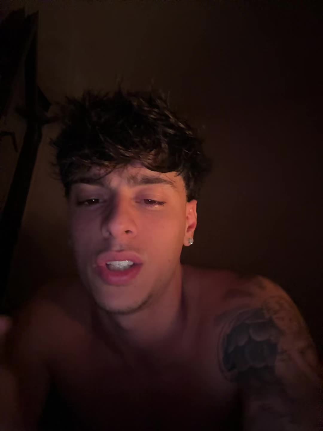 @๐