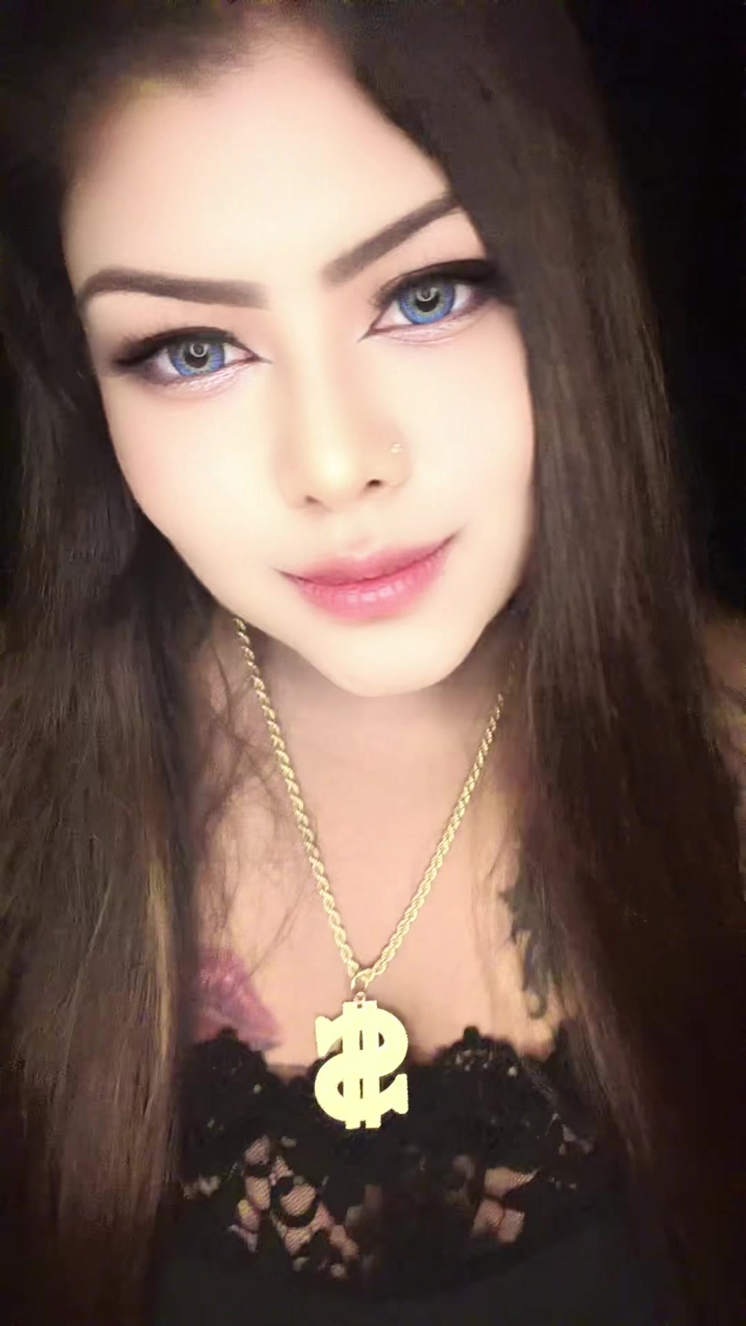 @ǝɔuɐɯoᴚ lnɟǝɓuǝʌǝᴚ 🖤