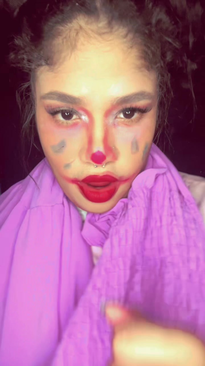@•𝑪̫𝒓̫𝒊̫𝒔̫۶d’fantasma👻💜🐻