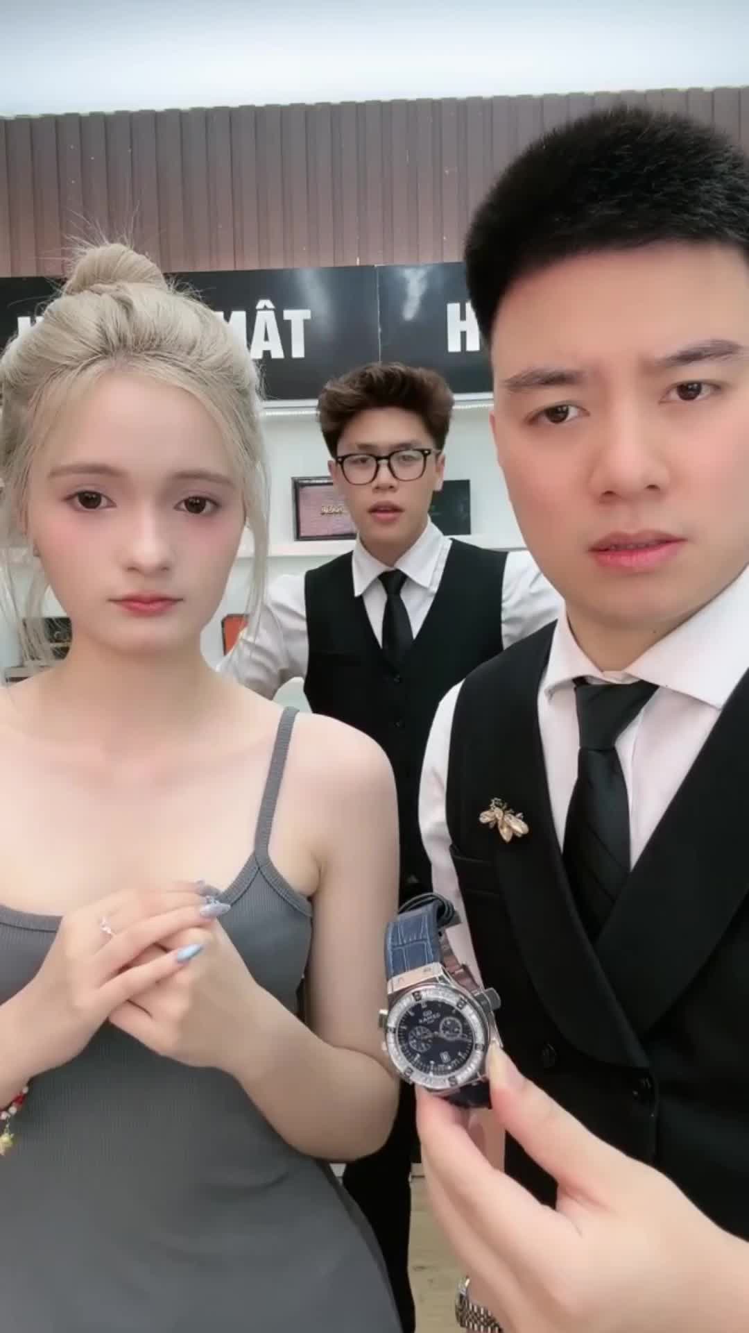 @Do&atilde;n Gia T&acirc;n