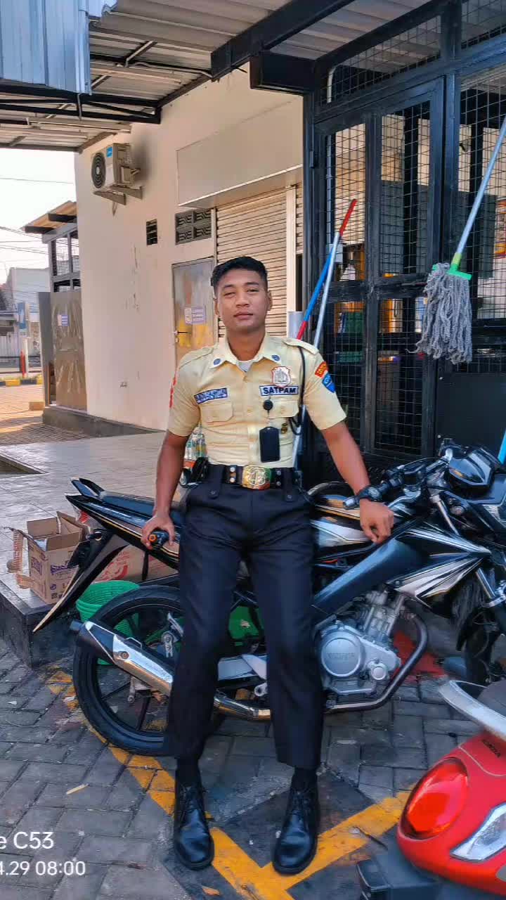 @RIZKI⚡
