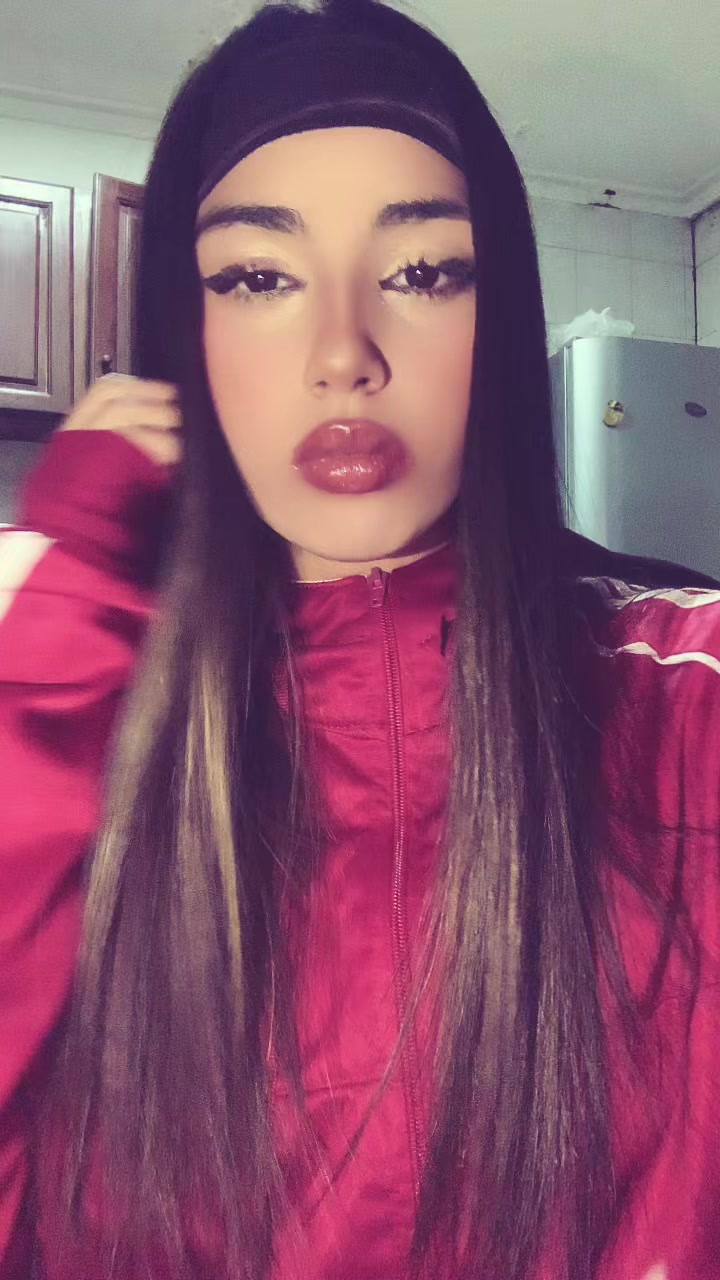 @pili pero no cuevas 💋❤️