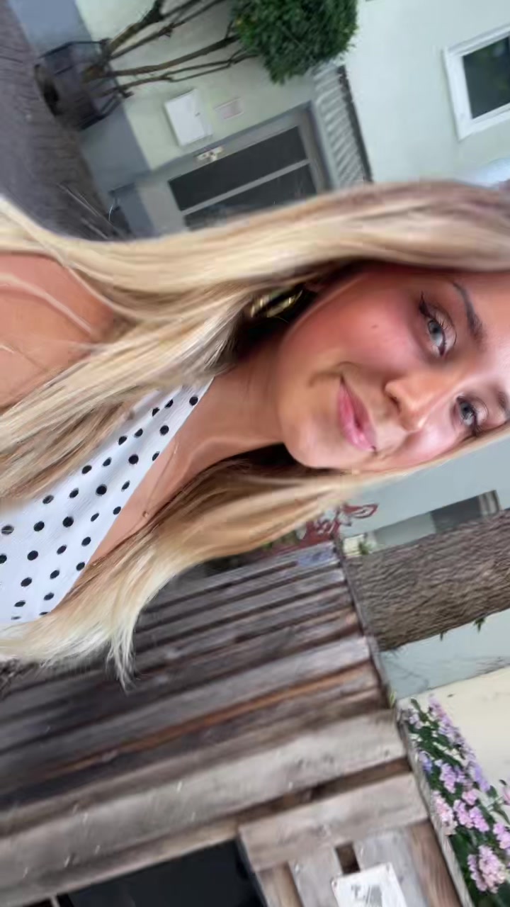 @coralie