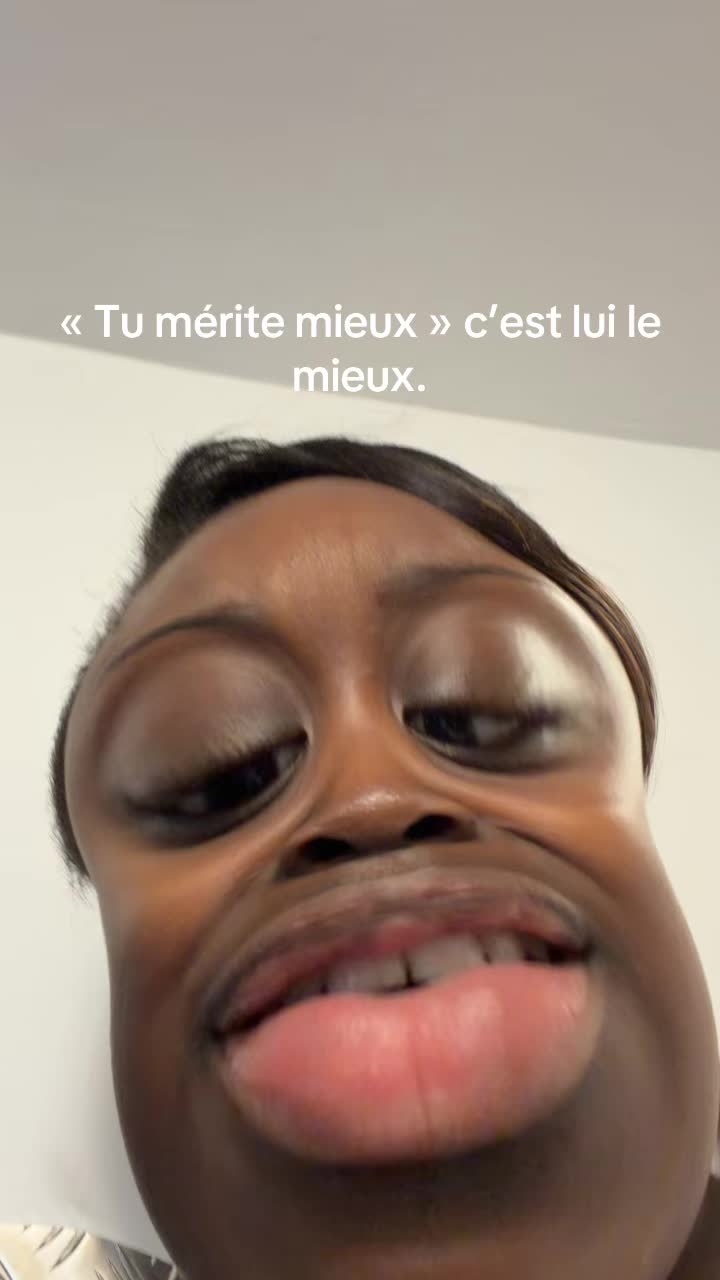@LADY D🍓