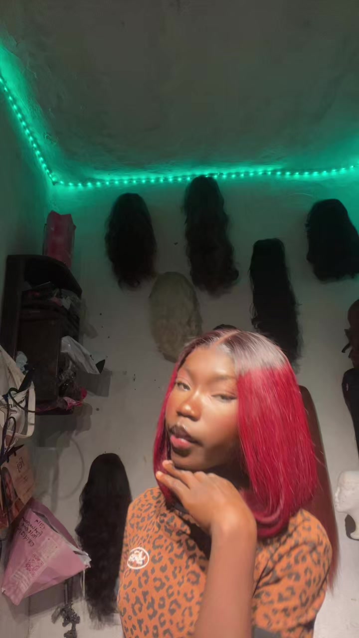 @clockitella