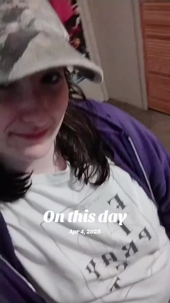 @c.c.wolfgirl18