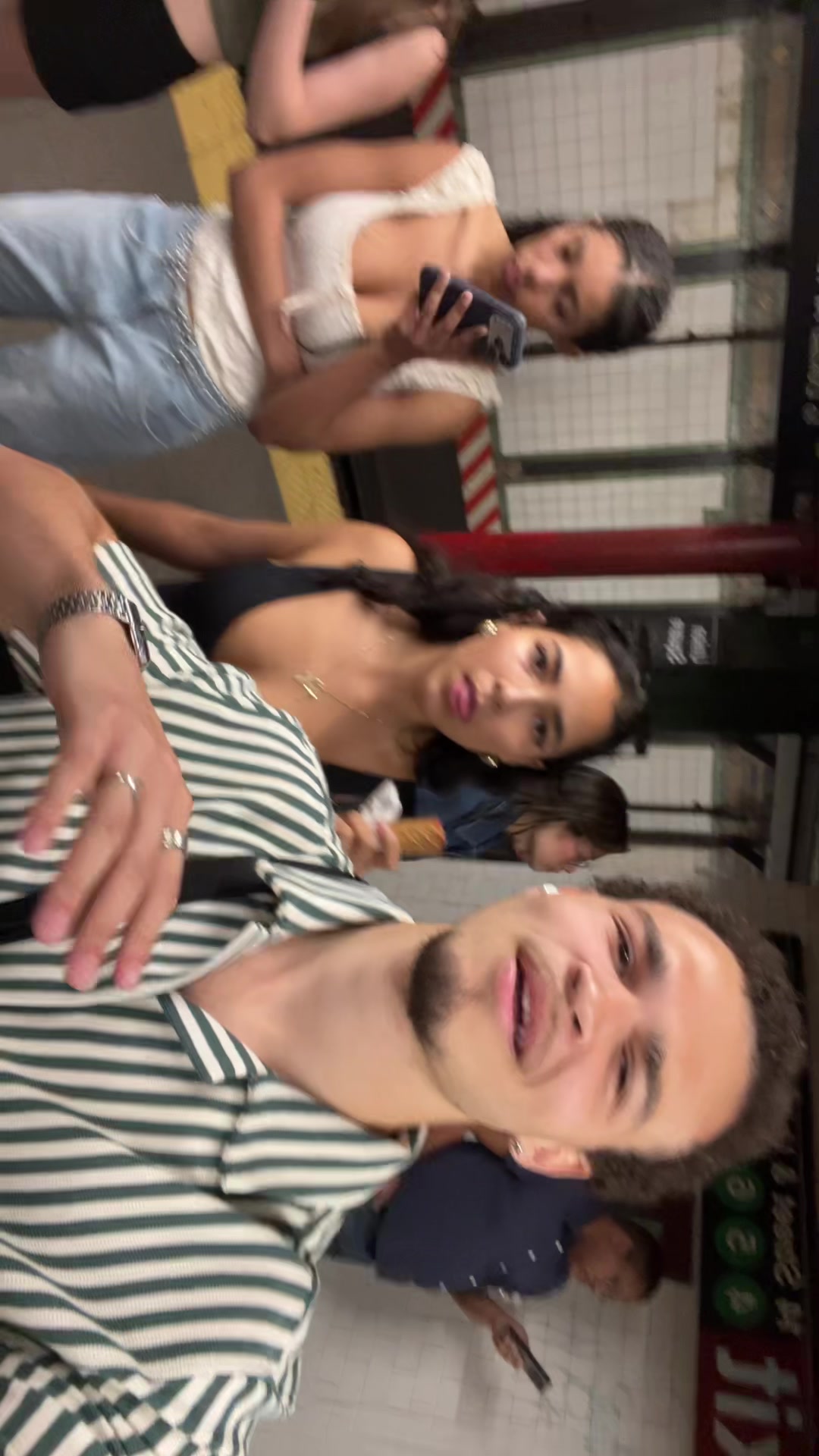 @AGEWAZEE