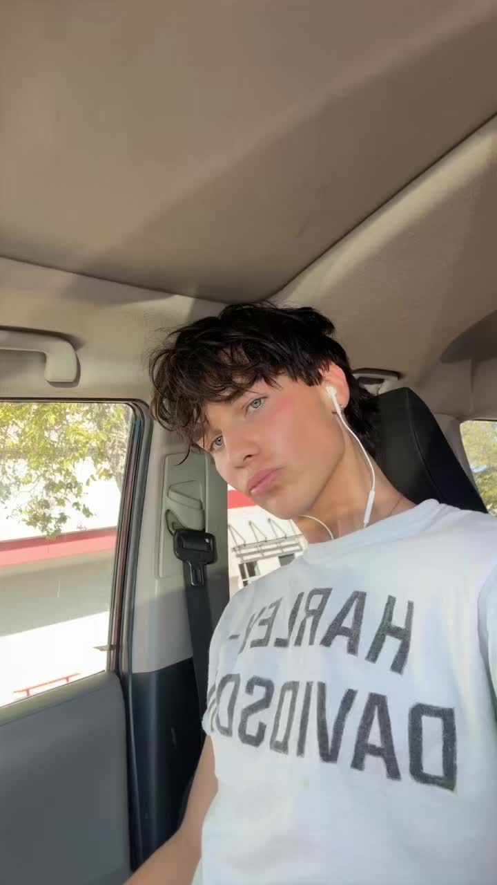 @Bj