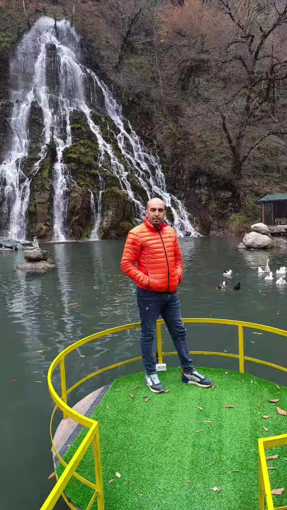 @Lhou Chougar