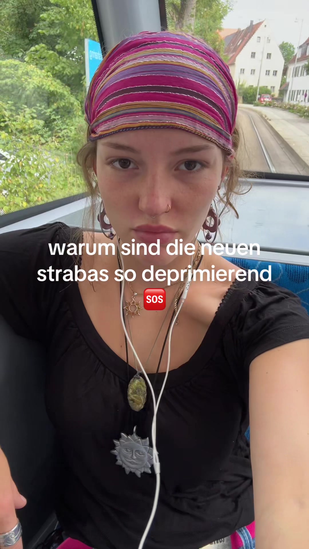 @𖦹clarissa𖦹