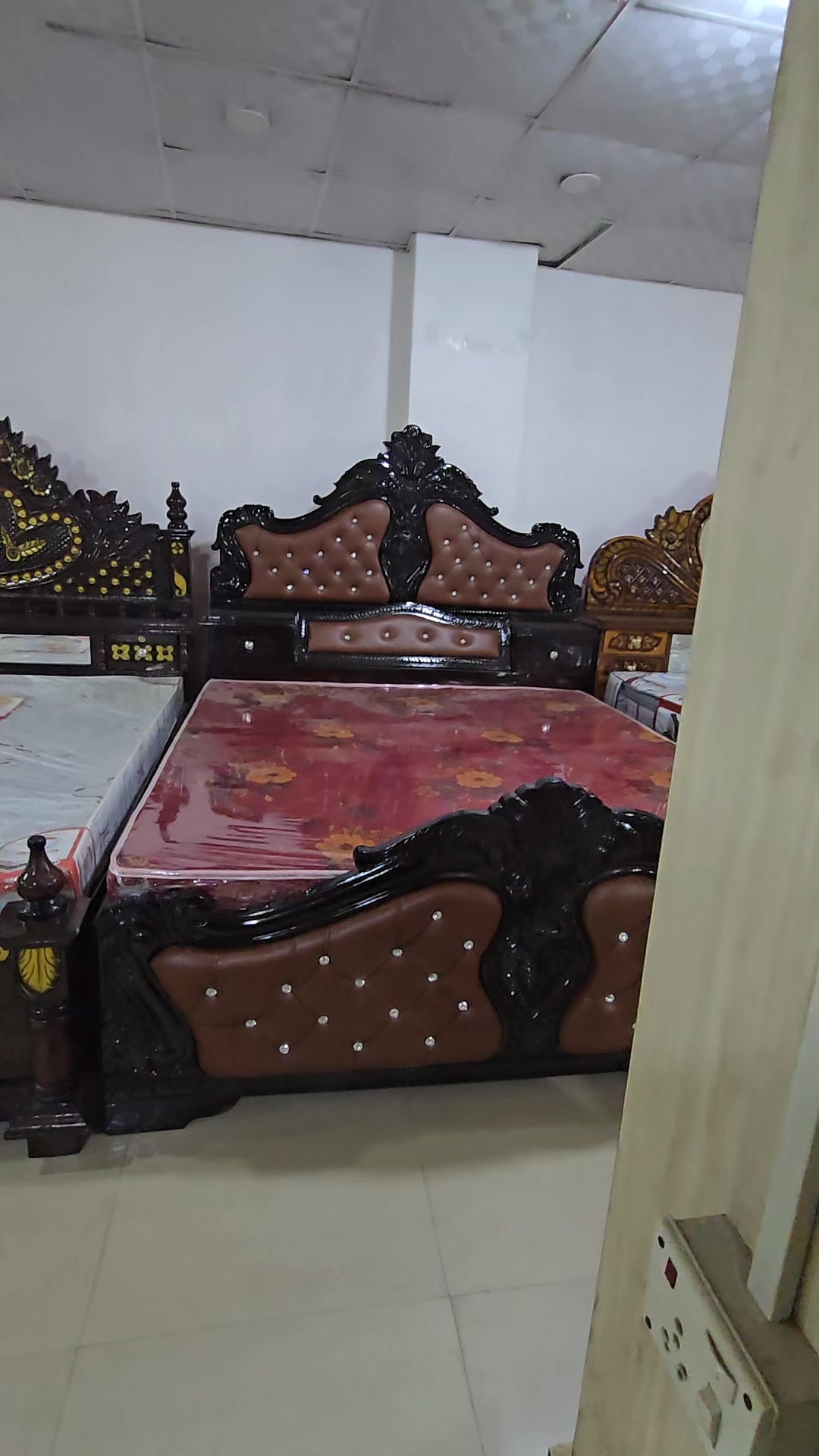 @Shreenav Home Decor
