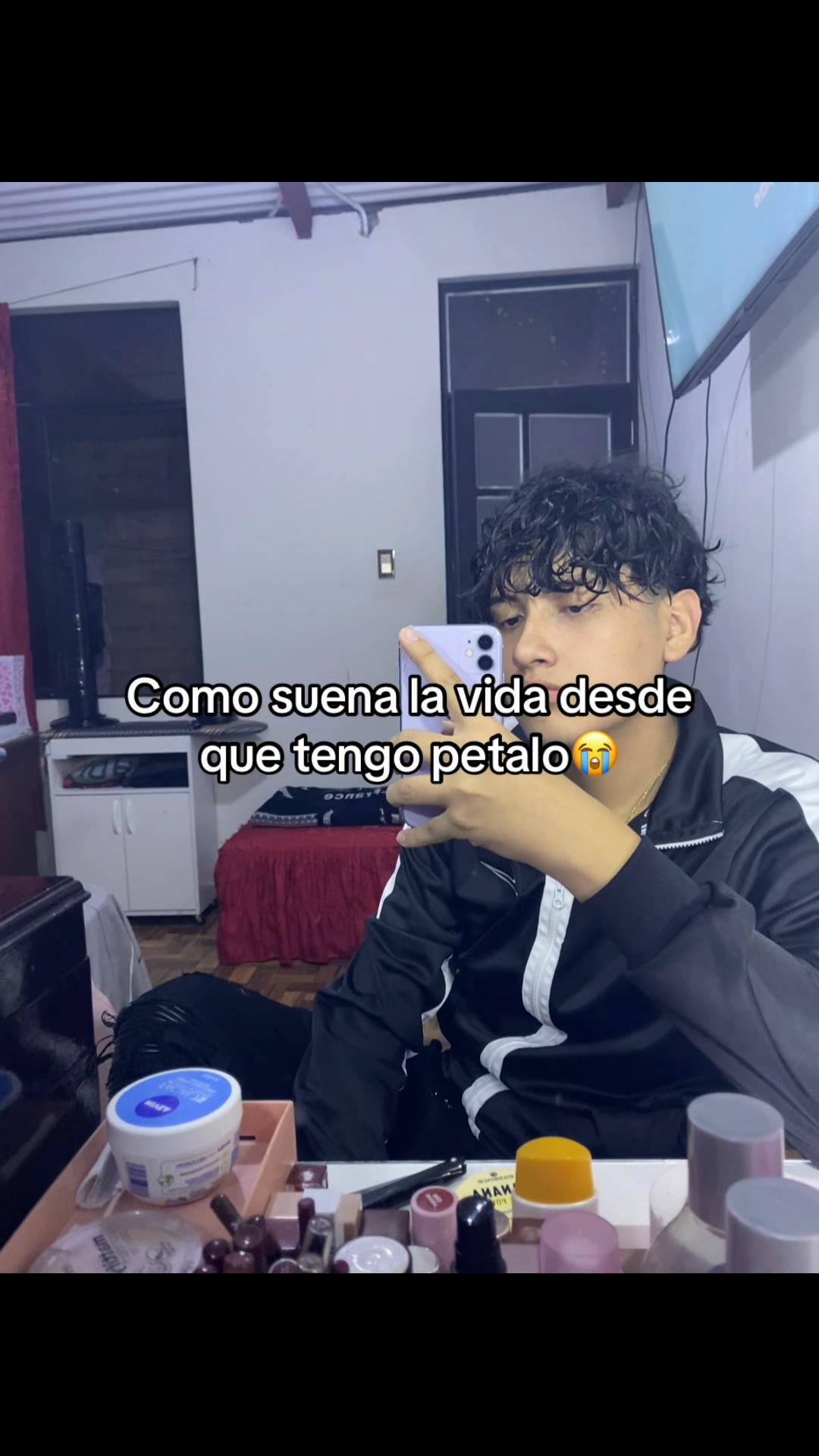 @𝐀𝐥𝐞𝐱𝐢𝐬