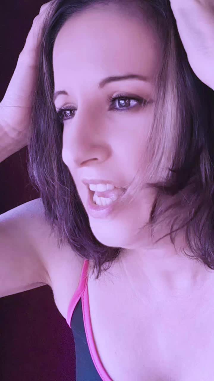 @ItaliaGirl🤡PennyVØnLy⚜️VIP🖤