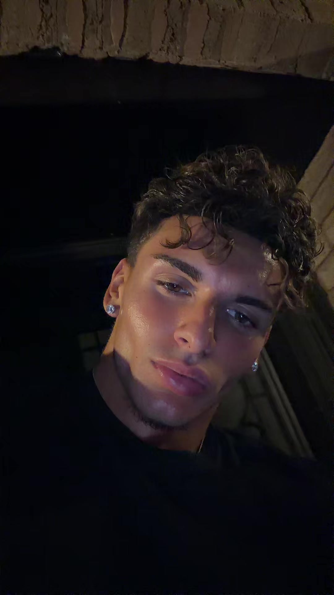 @chris.nikoo
