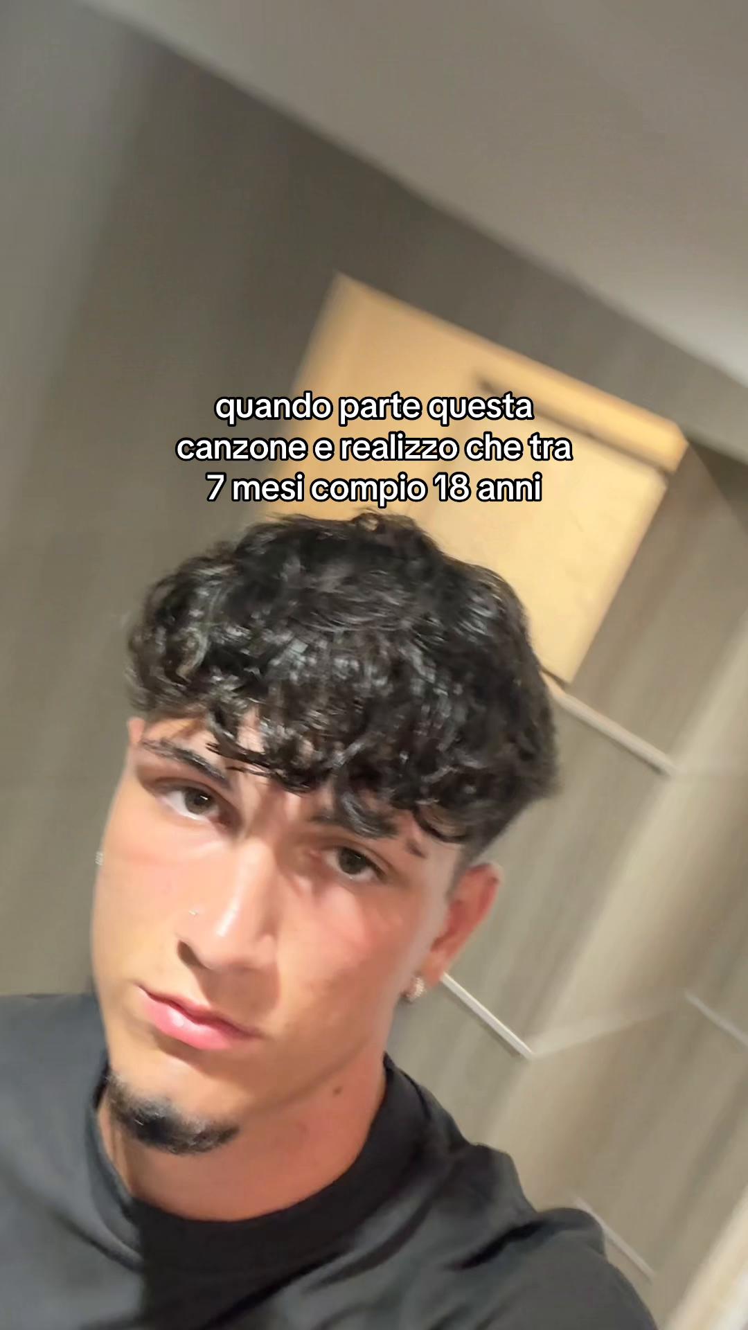 @𝓓𝓮𝓷𝓷𝓲𝓼