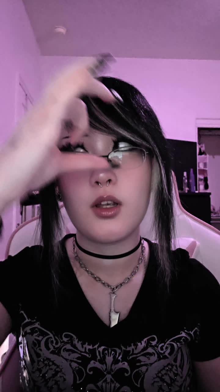 @𝐯𝐲𝐫𝐚 ✧