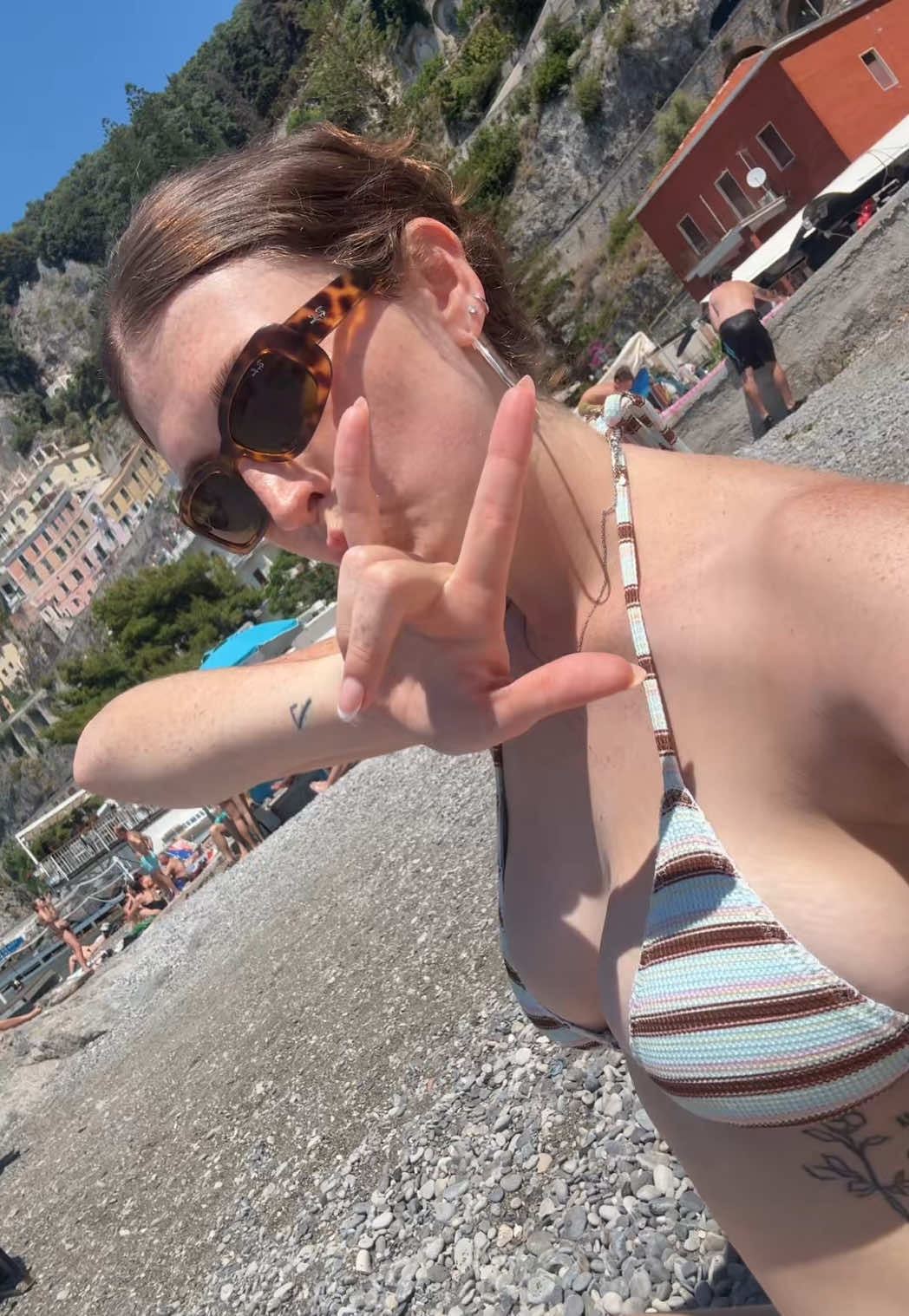 @annacioeta