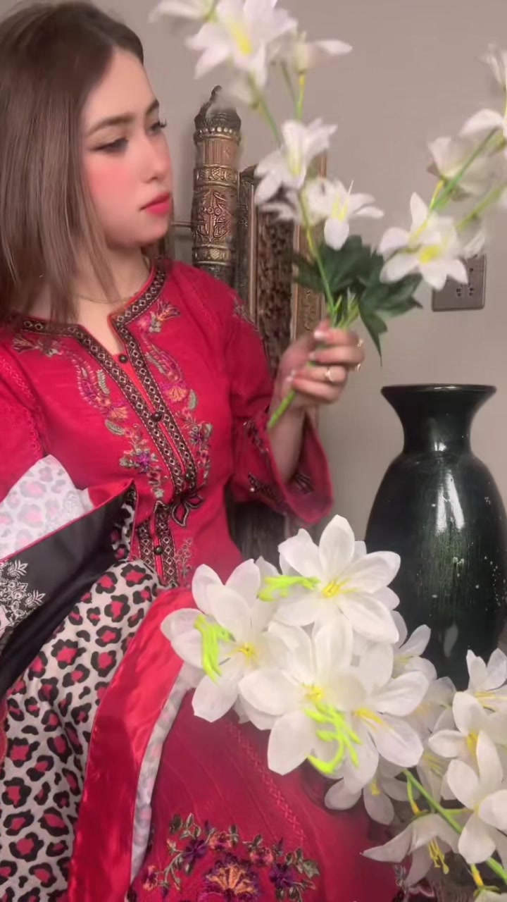 @MahnoorButt🦋🥀