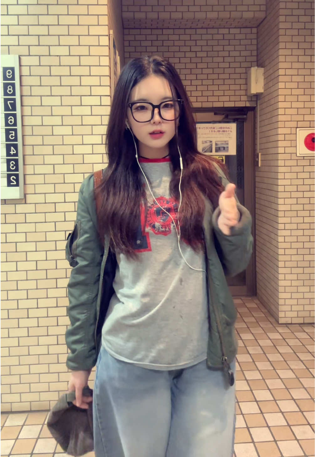 @è±