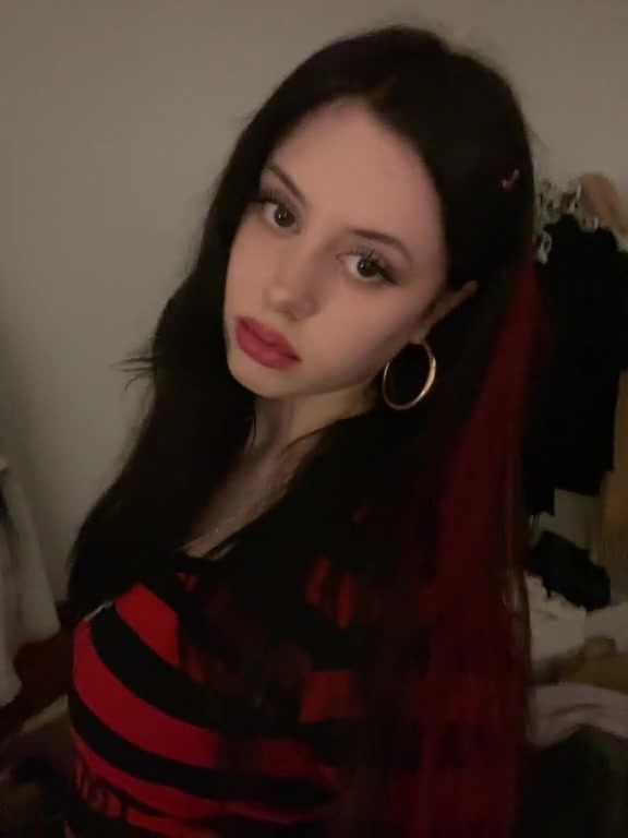 @77sleepydoll