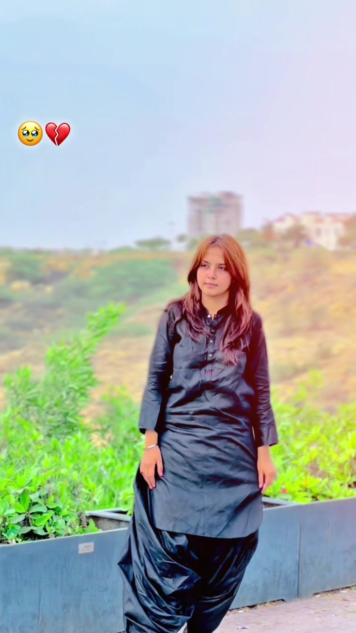 @AyeSha ShaHzadi