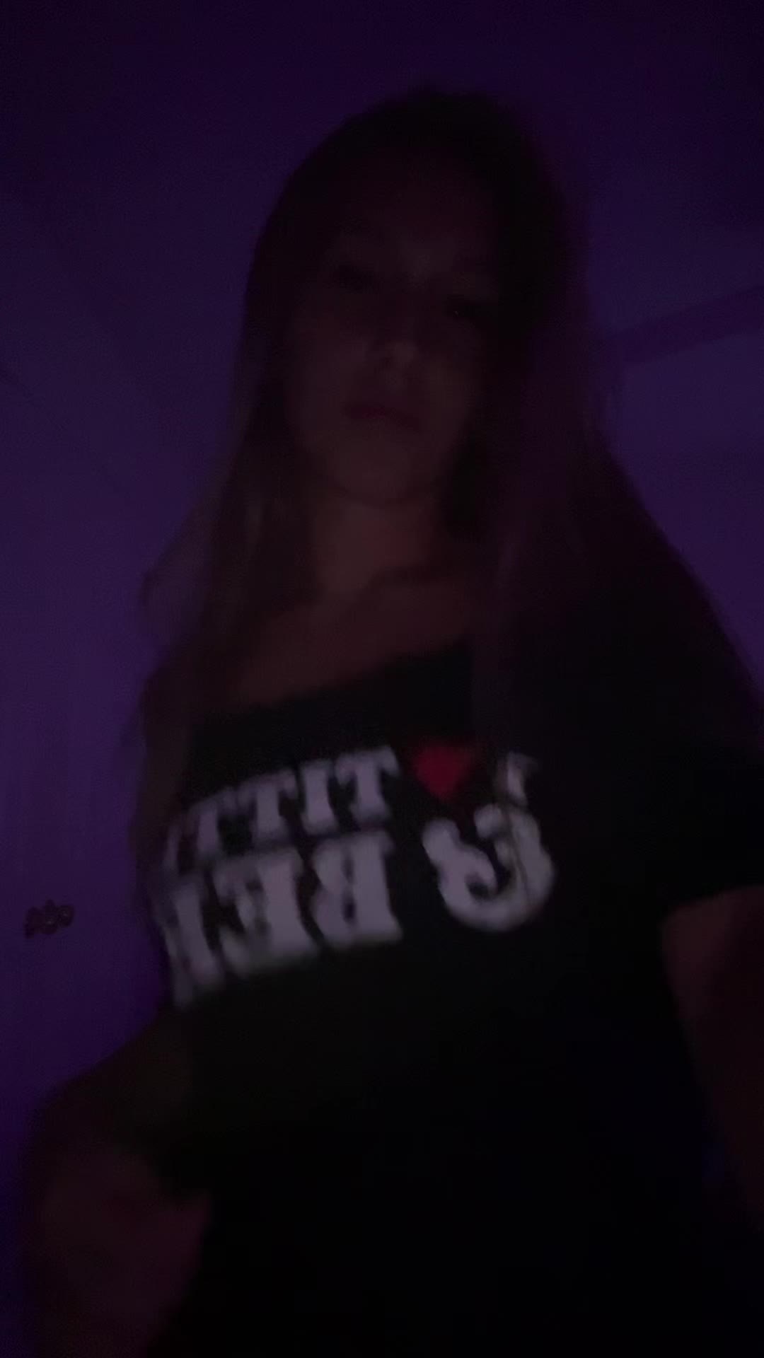 @lily