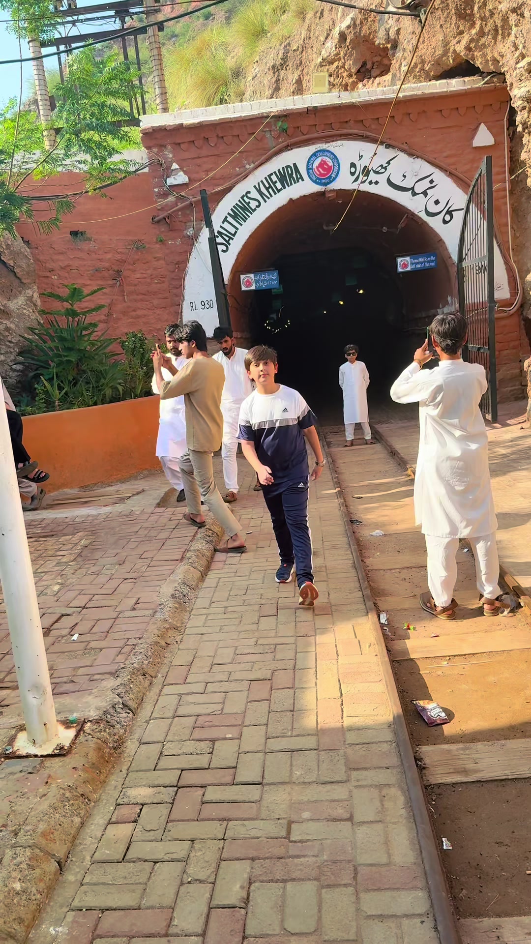 @Rehan Khan Niazi