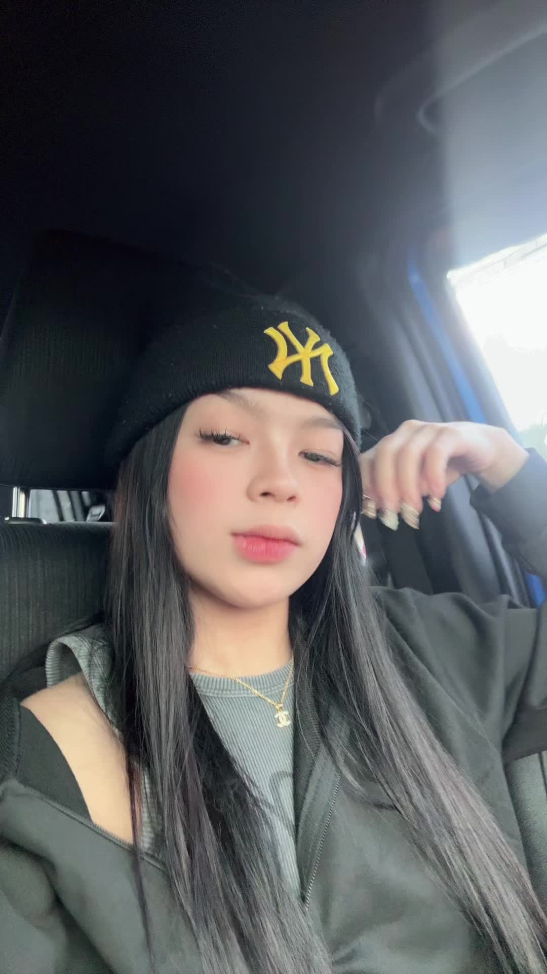 @𝓬𝓱𝓲𝓷𝓰