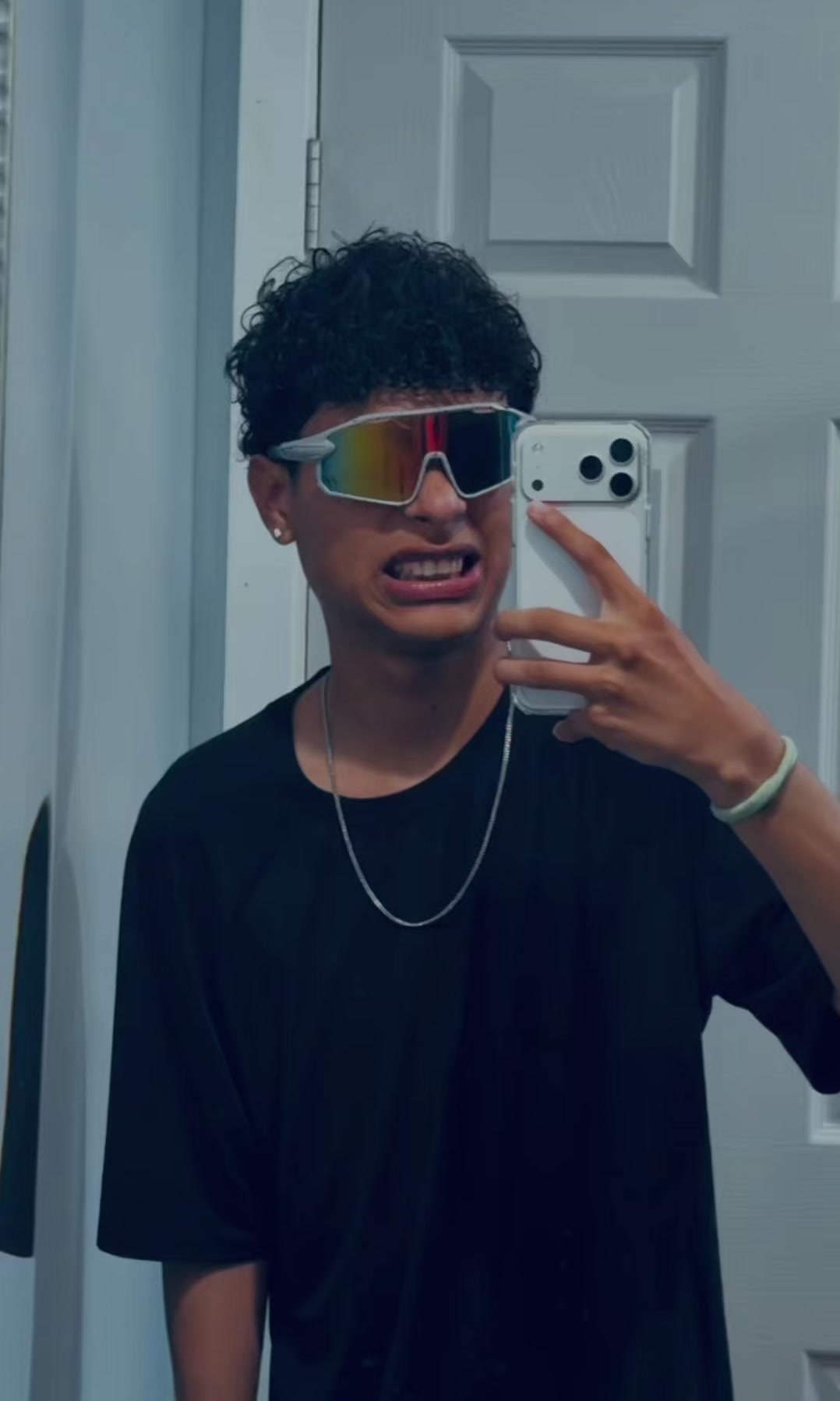 @YANSITO