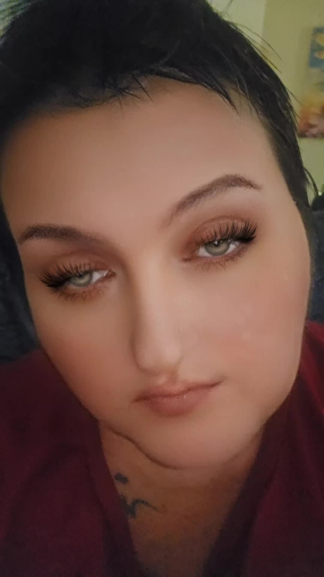 @QueenB