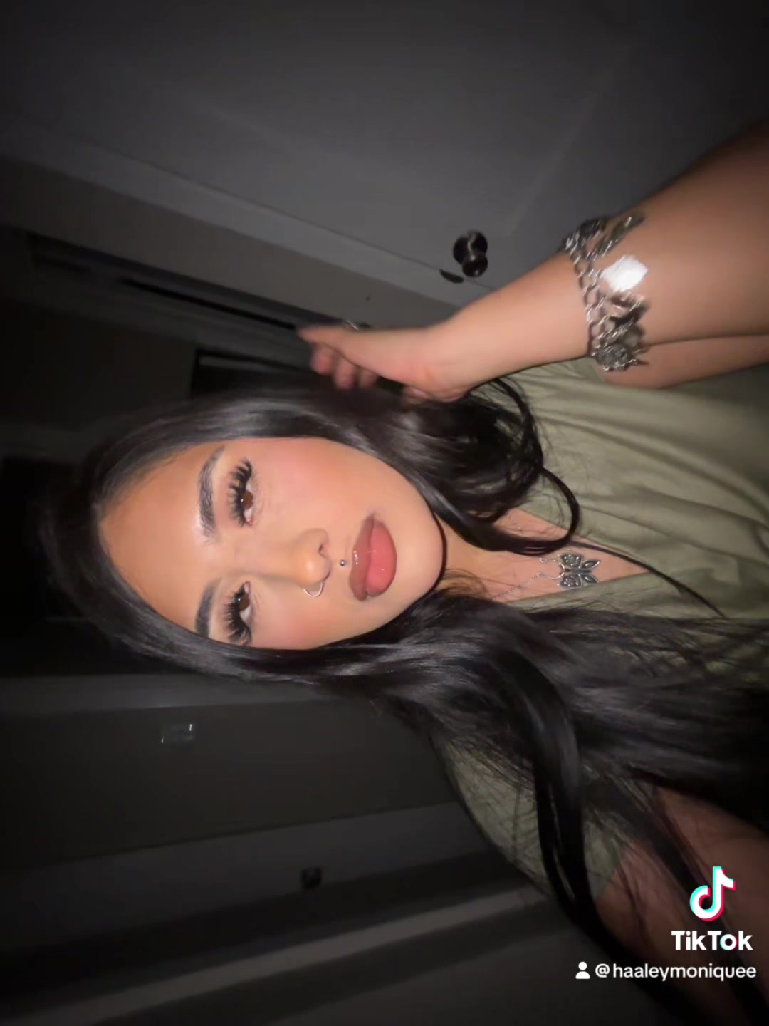 @Haley Monique🍒