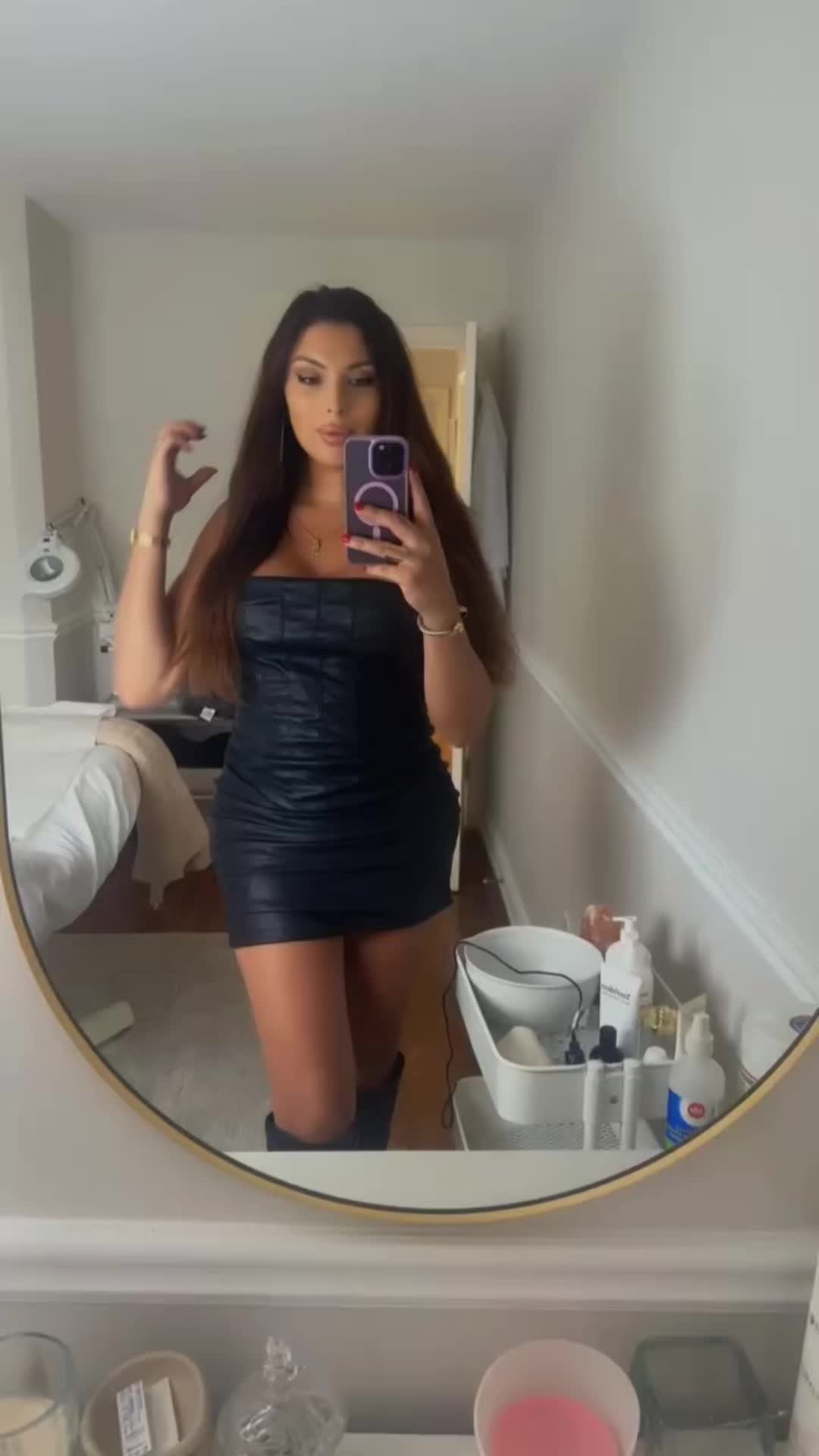 @jessicabreu