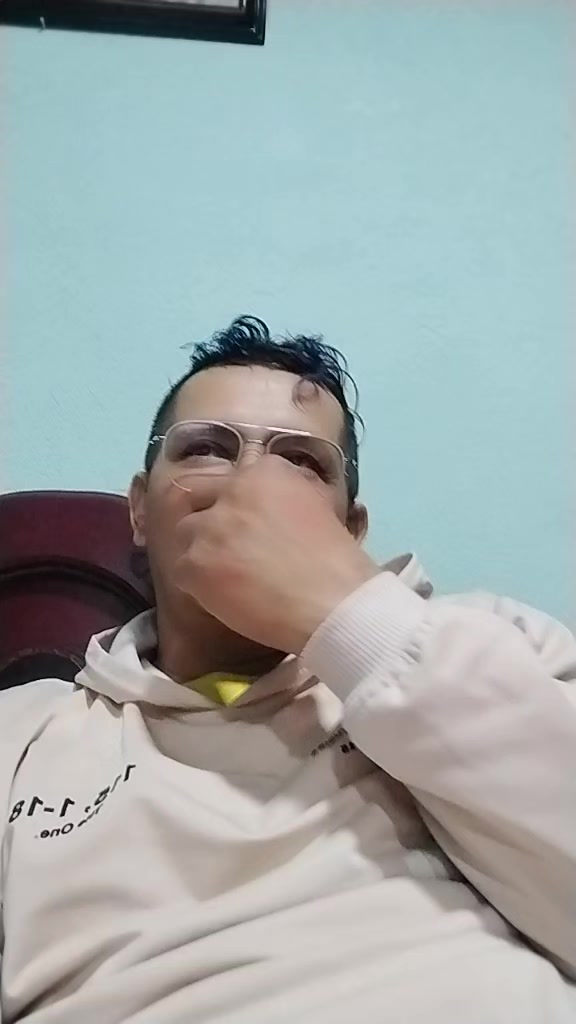 @M.O