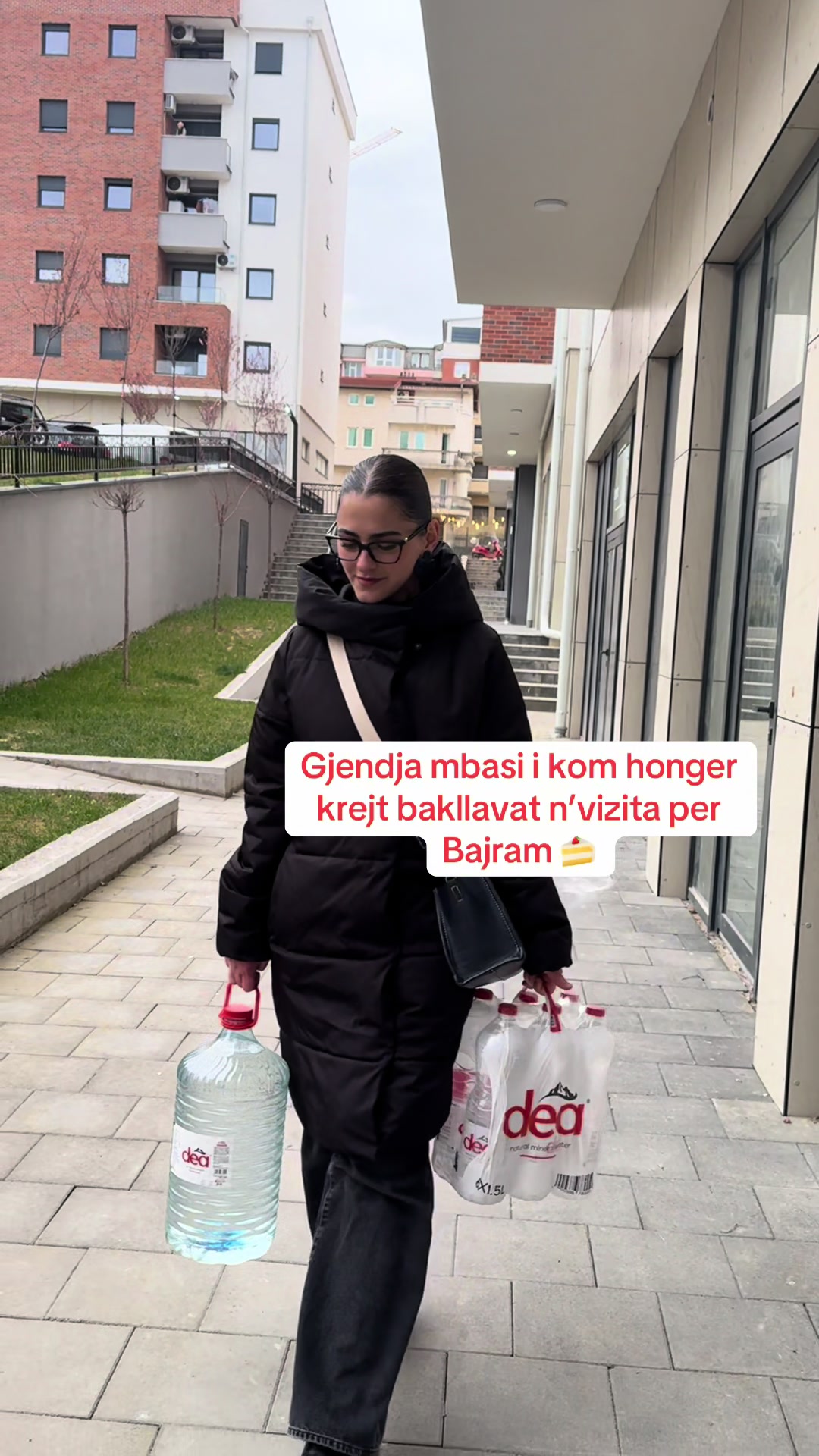 @Uj&euml; Dea