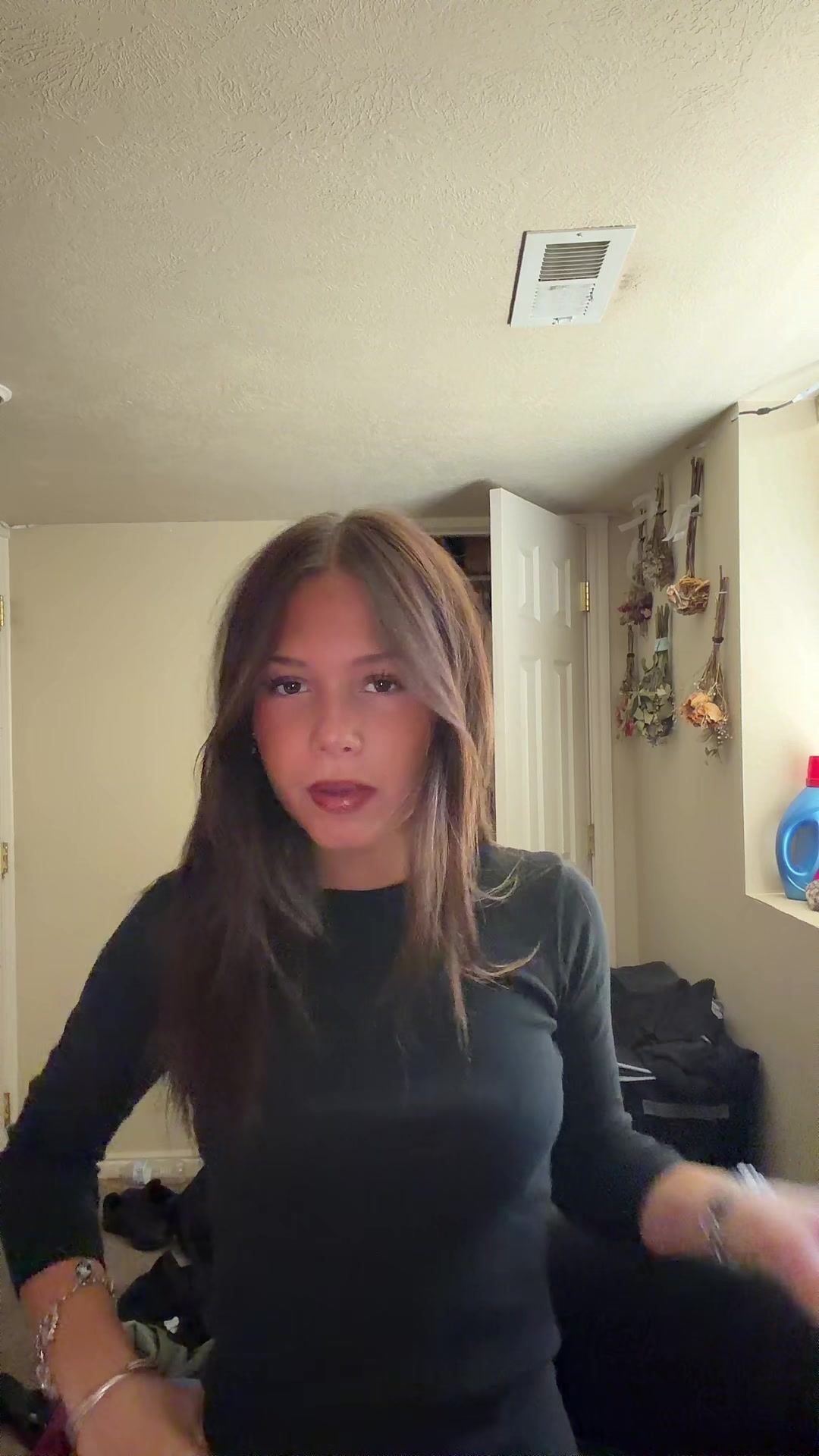 @notalexismae1