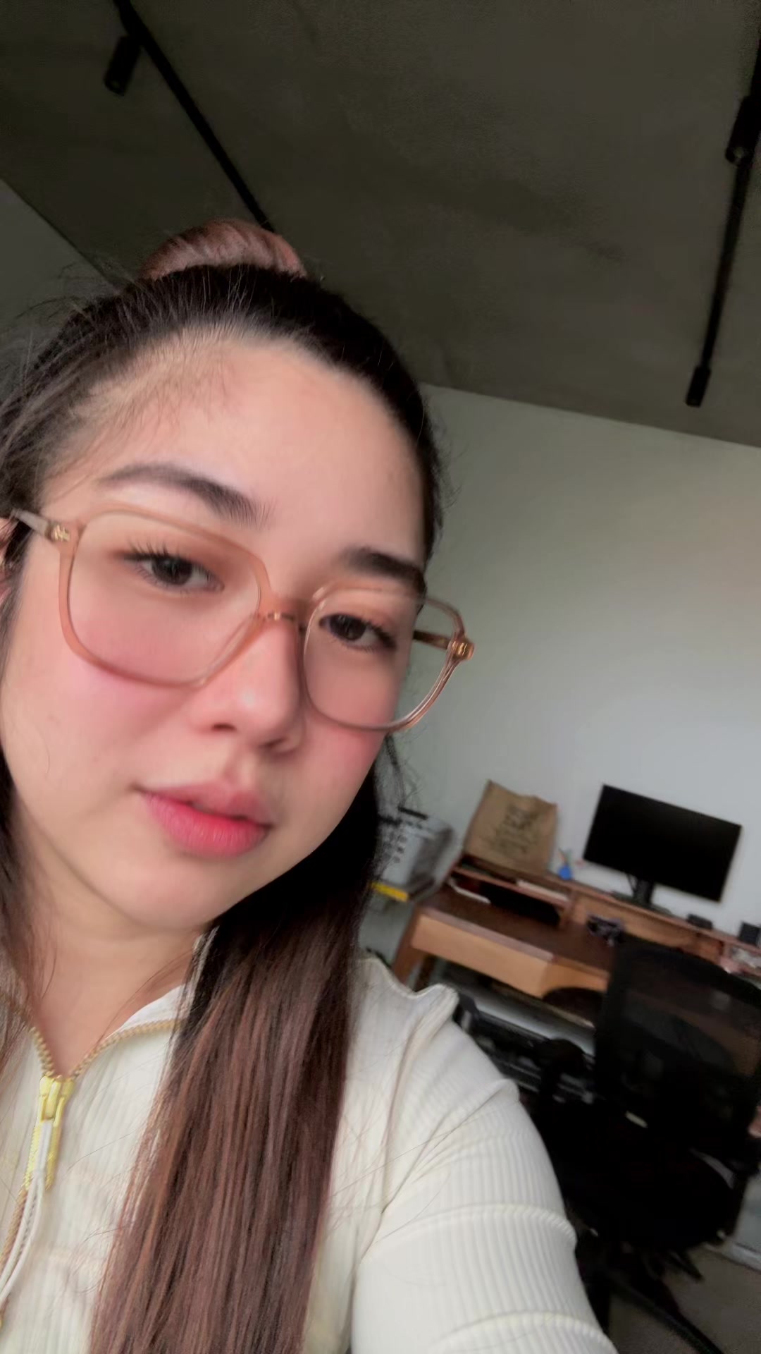 @g