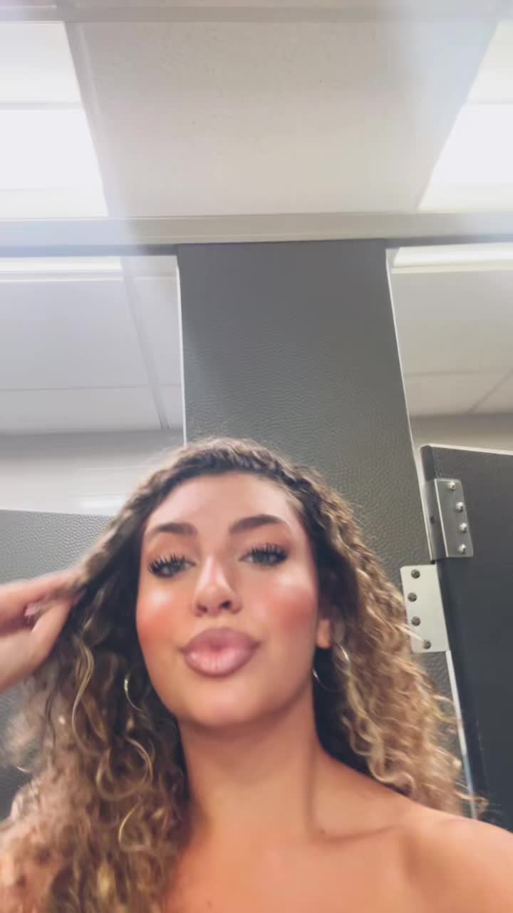 @lì