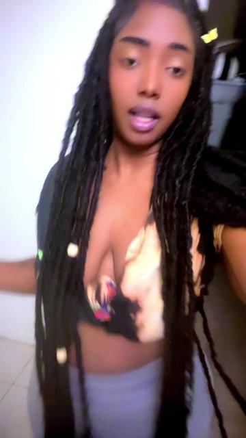 @tomboyy___