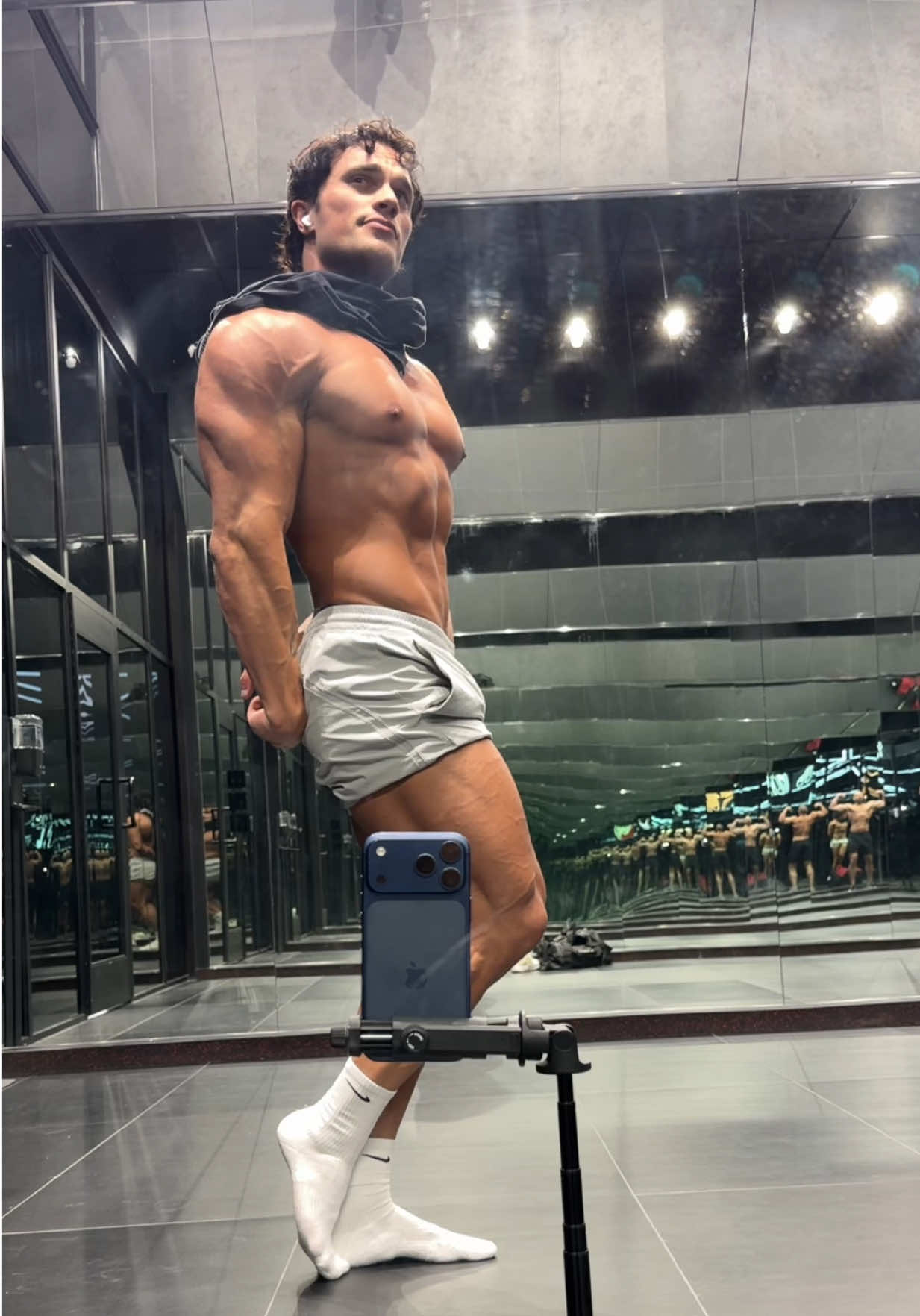 @landonsthompson