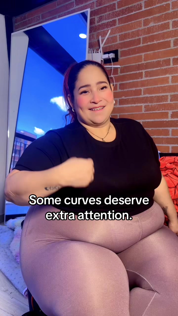 @lolanextdoar
