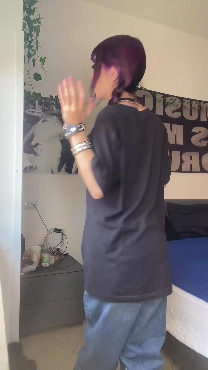 @,