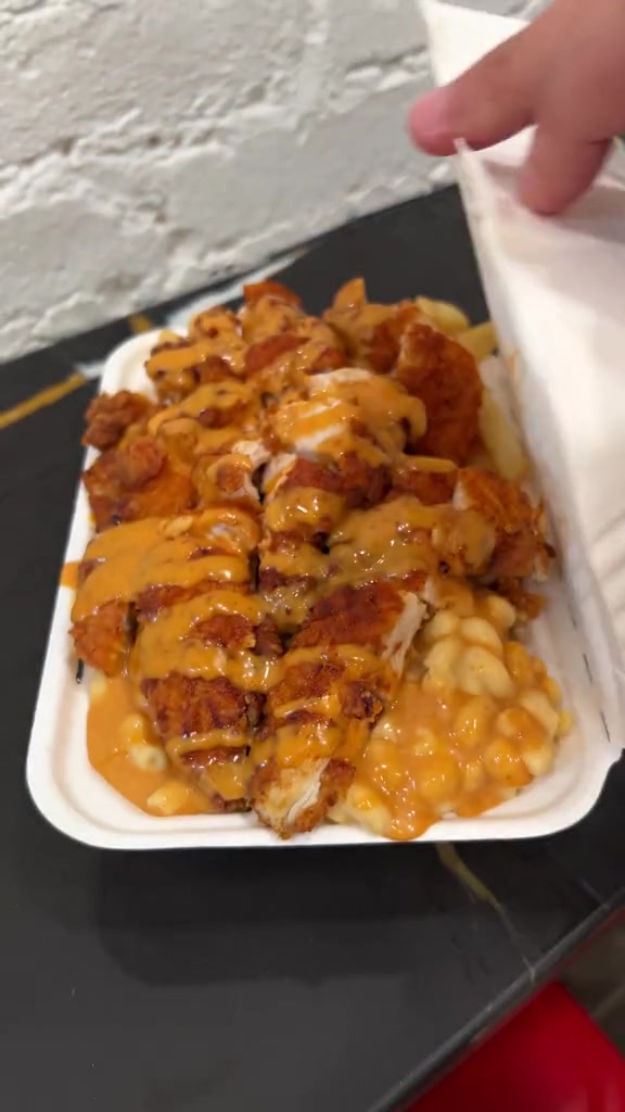 @Fluffieshotchicken