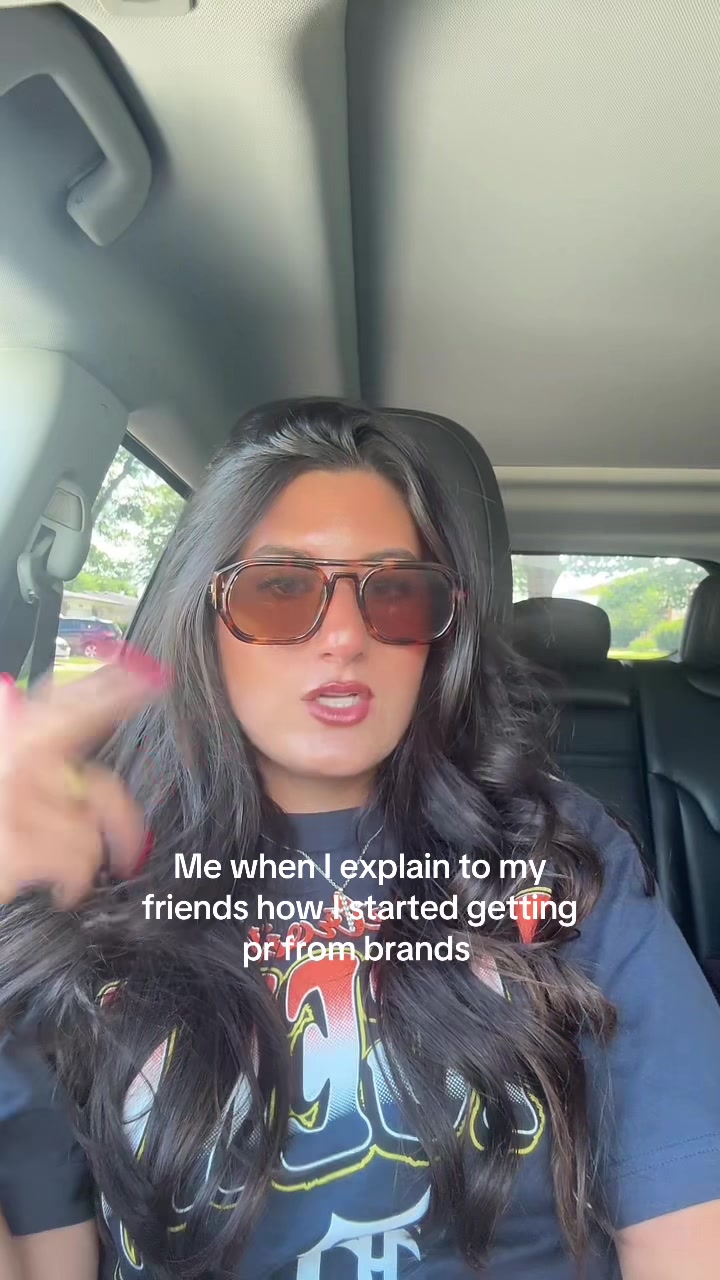 @CHLOE ORLIKOWSKI