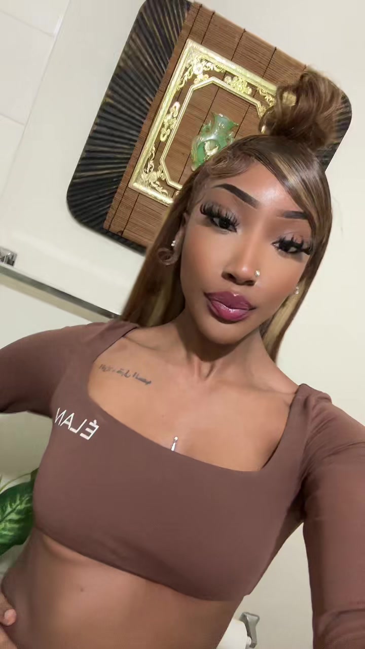 @ForeignDoll