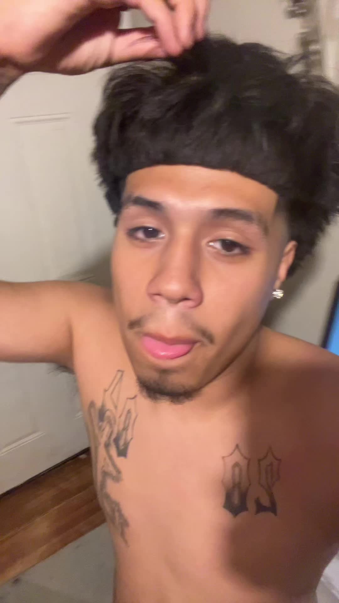 @tr5pb0yrxchh 💰🩸