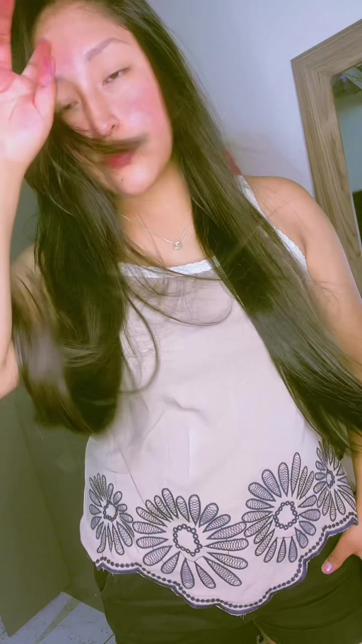 @Cinthia Alondra 🖤