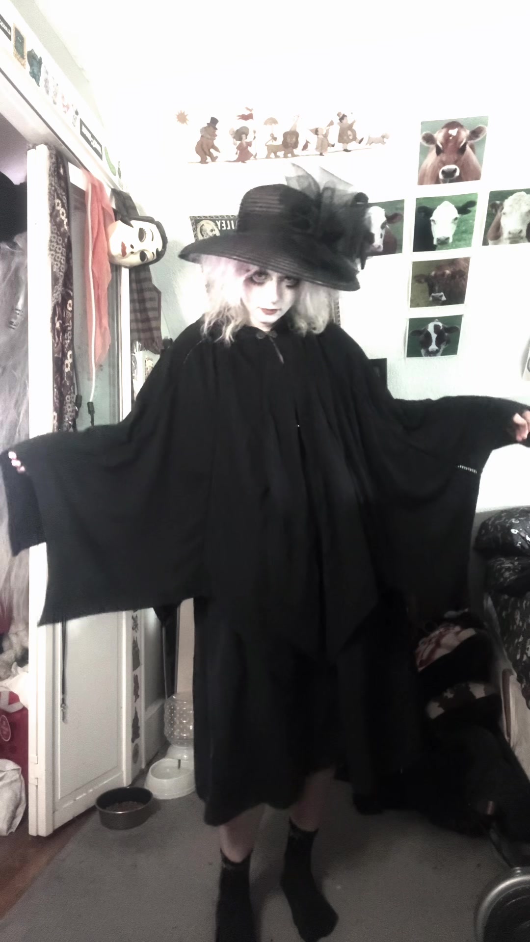 @dollygoth666