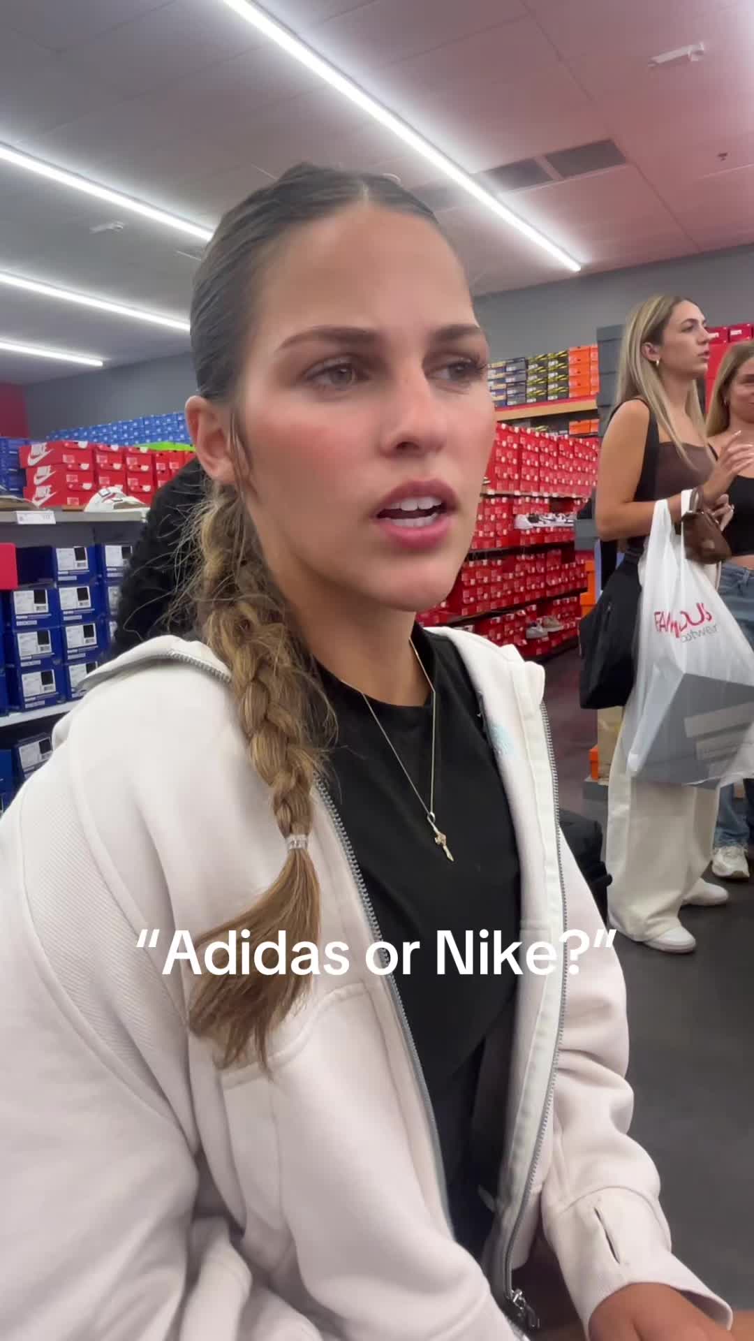 @fialovesfooty
