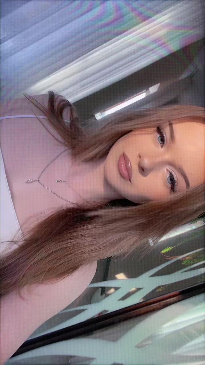 @Nicoleta🐈